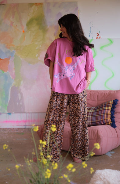 Lucky tee - pre order